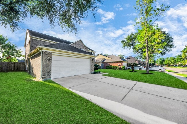 Photo - 4211 Royal Manor Dr