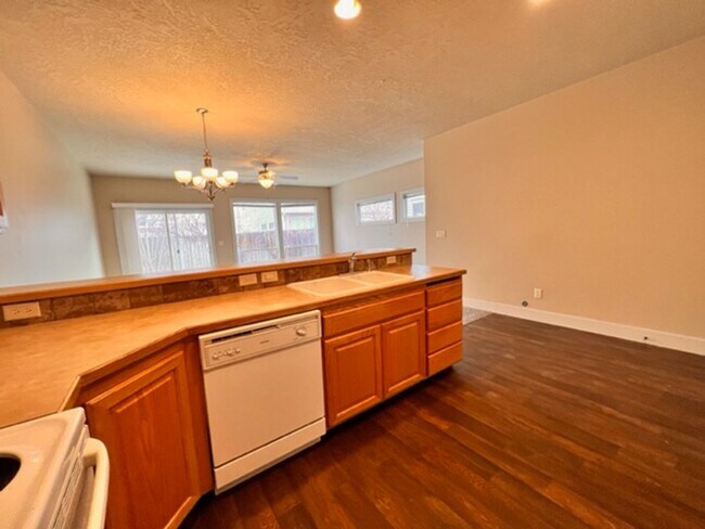 Photo - 2120 S Dorothy Ave Unit 271