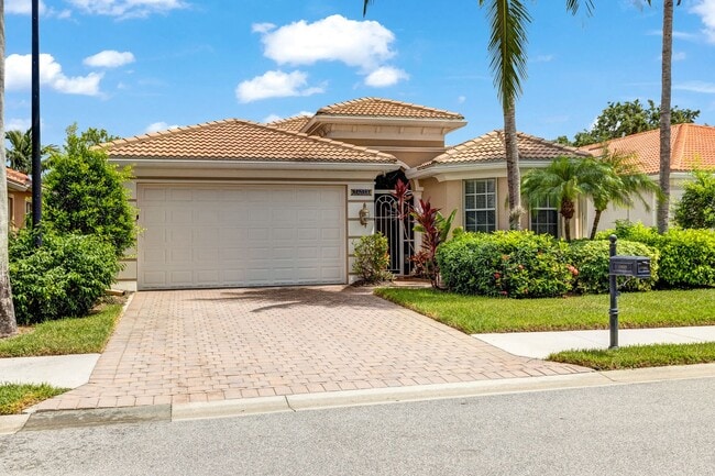 ** REFLECTION LAKES ** 4 BED / 2 BATH - PO... - ** REFLECTION LAKES ** 4 BED / 2 BATH - PO... House