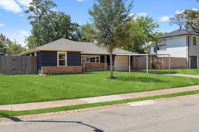 1802 Turnpike Rd