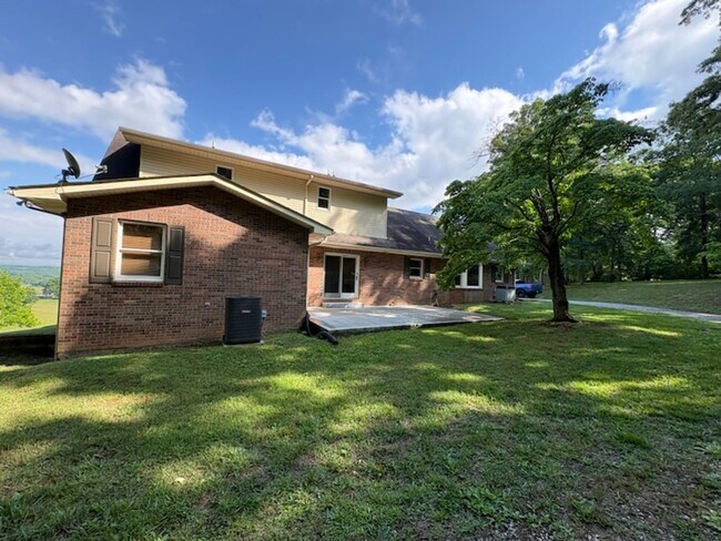 Photo - 2737 Hickory Ridge Rd