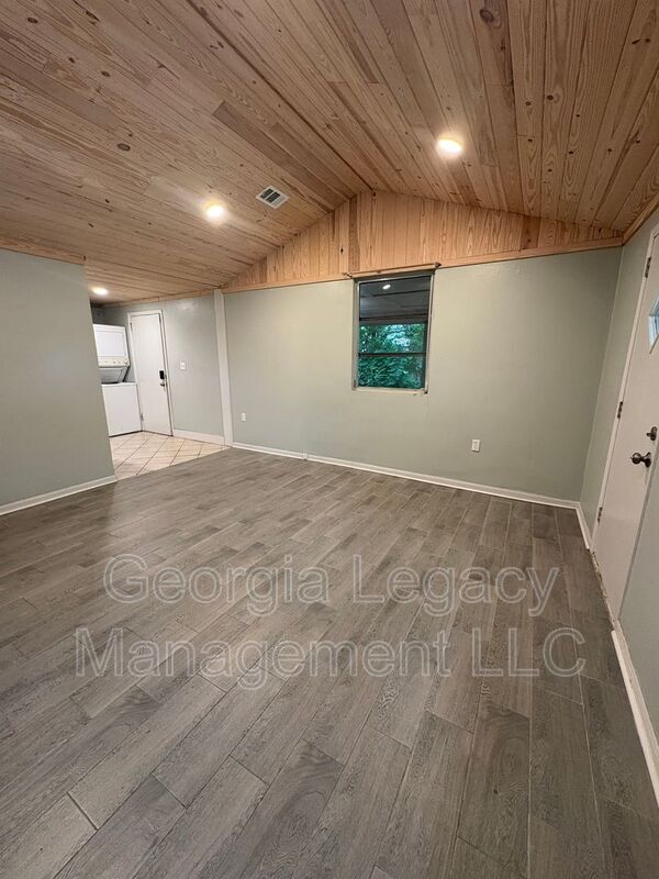 Photo - 2538 Cleveland Rd