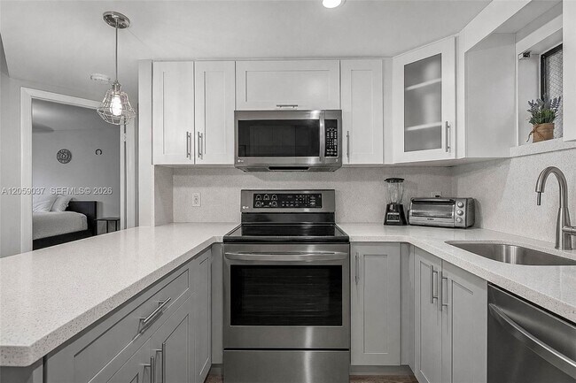 Photo - 8290 Lake Dr Unit 538