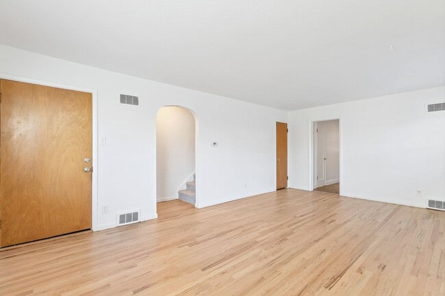 1713 18th Ave
