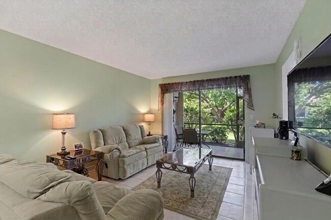 Building Photo - 3325 Jaywood Terrace Unit 1090