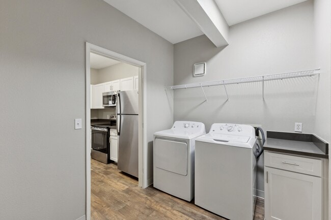 Cross Pointe Apartment Homes