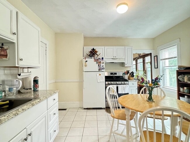 Photo - 99 Kilsyth Rd Condo Unit 1