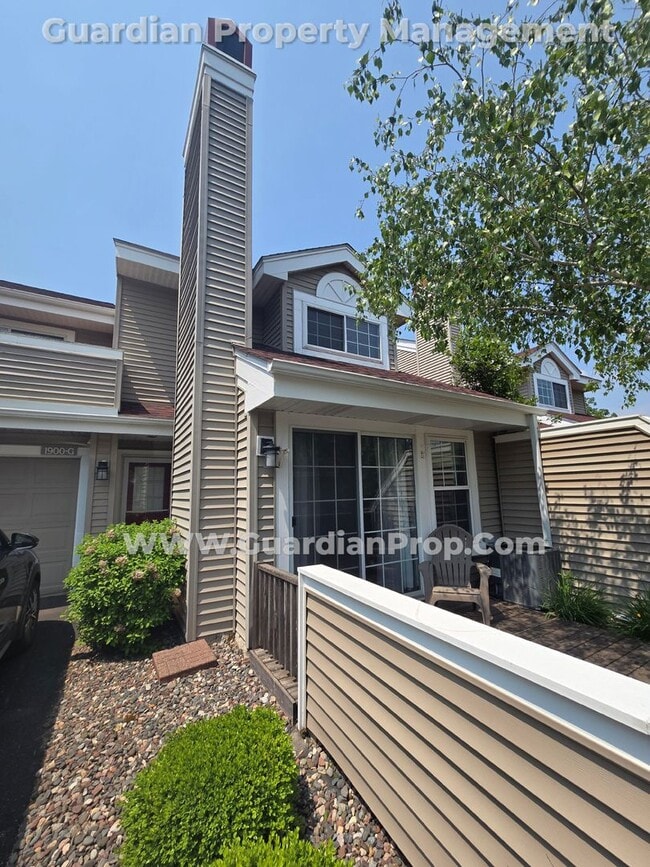 Plymouth Town Home (Wayzata Schools), Larg... - Plymouth Town Home (Wayzata Schools), Larg...
