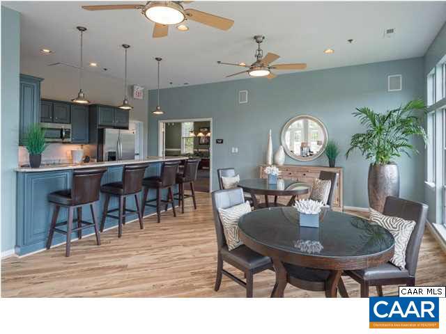 Photo - 200 Lake Club Ct Unit 3