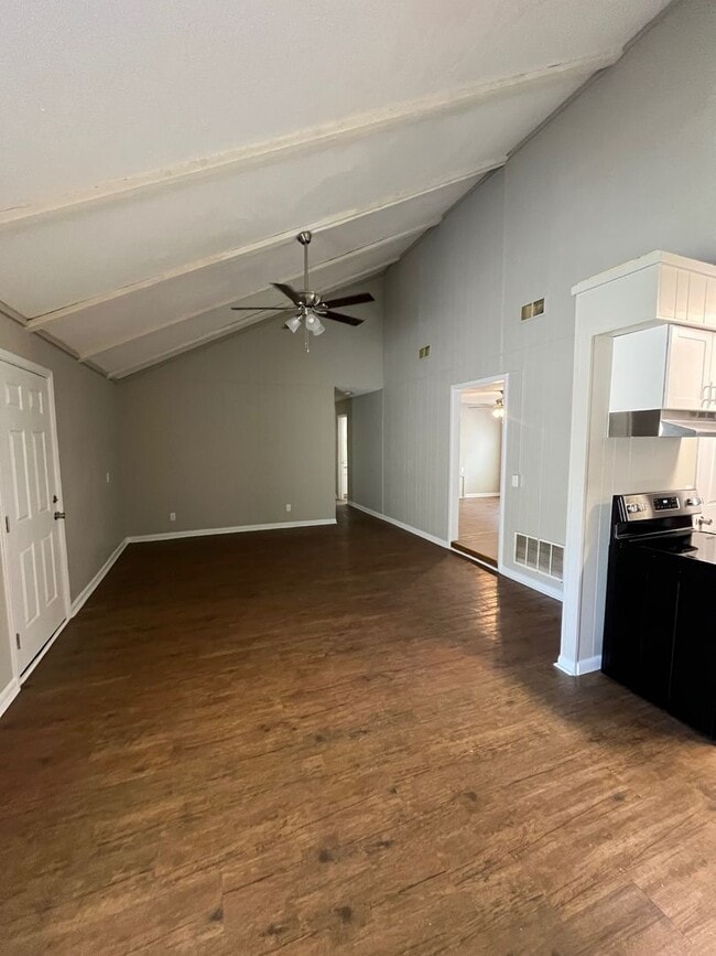 Photo - 198 Wendwood Dr Unit 1