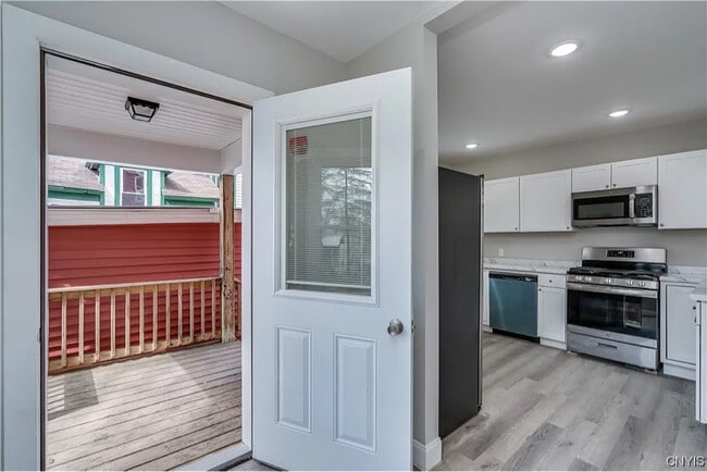 Photo - 135 N Washington St