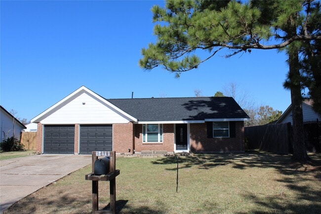 Building Photo - 12111 Wood Forest Dr