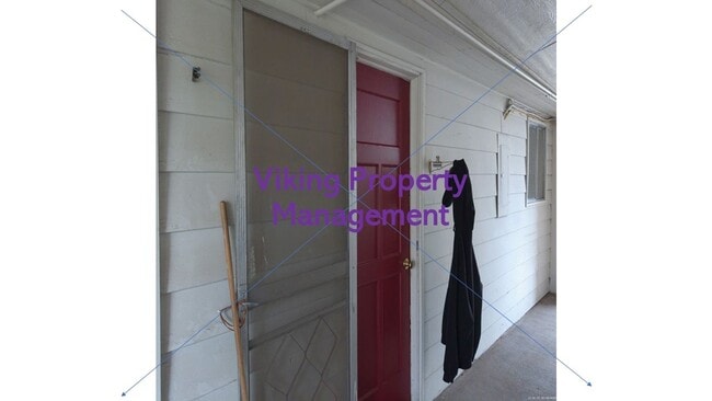 603 NE Lookout Ave