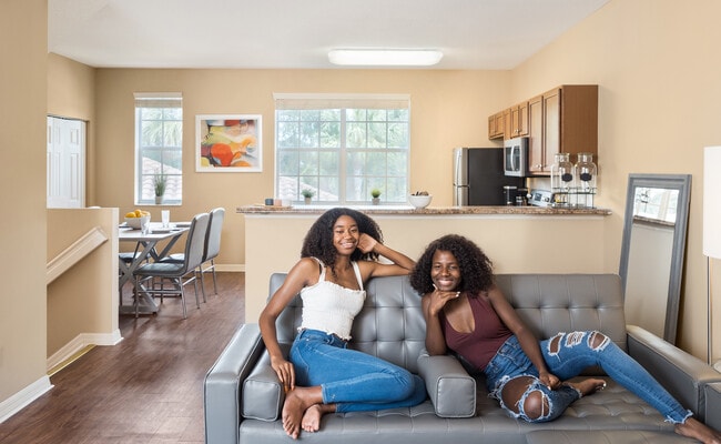 Roommate Matching Available - Vie Villas at Boca Raton