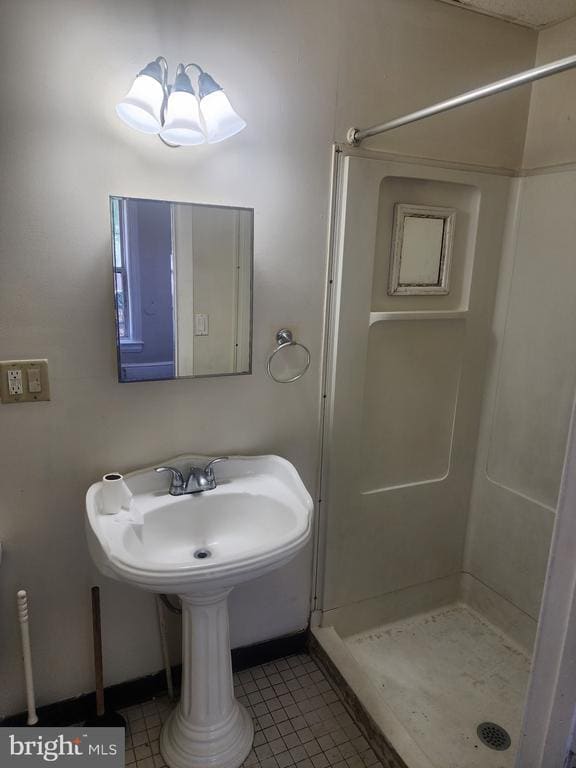 Photo - 203 W McNeal St