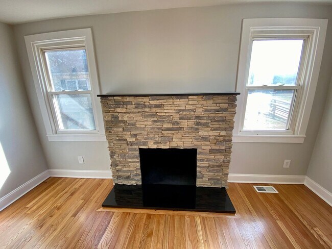 Photo - 4 Pafel Rd Unit 1