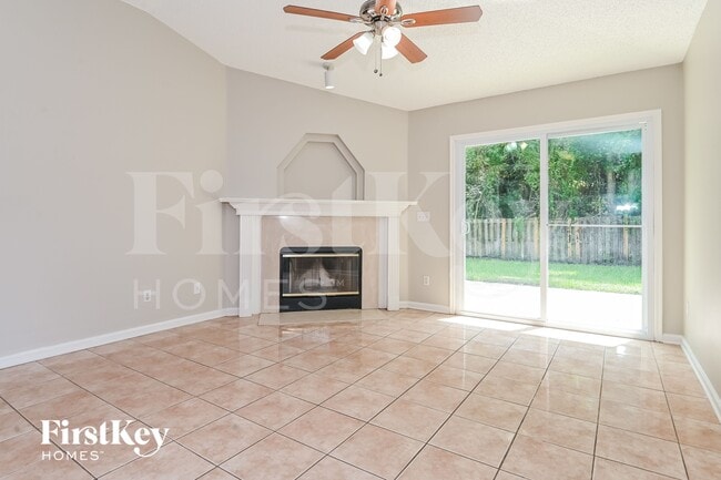 Photo - 4576 Antler Hill Dr E