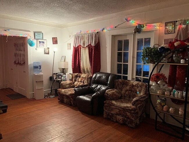 Photo - 25 Fairview Ave