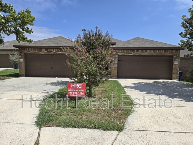 Photo - 2533 Pahmeyer Rd