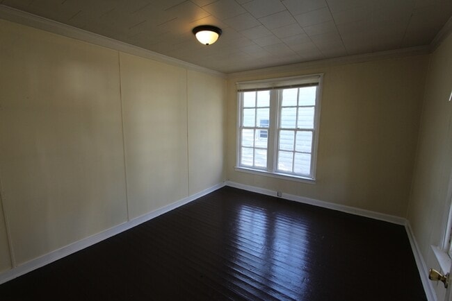 232 Columbia Ave