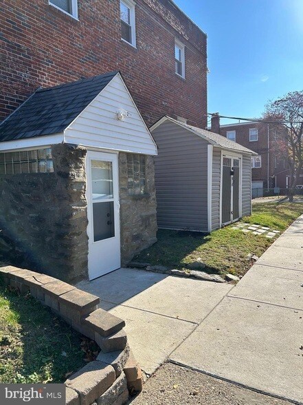 Photo - 800 Disston St