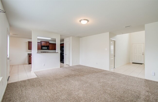 Building Photo - 8218 Hall View Dr Rental