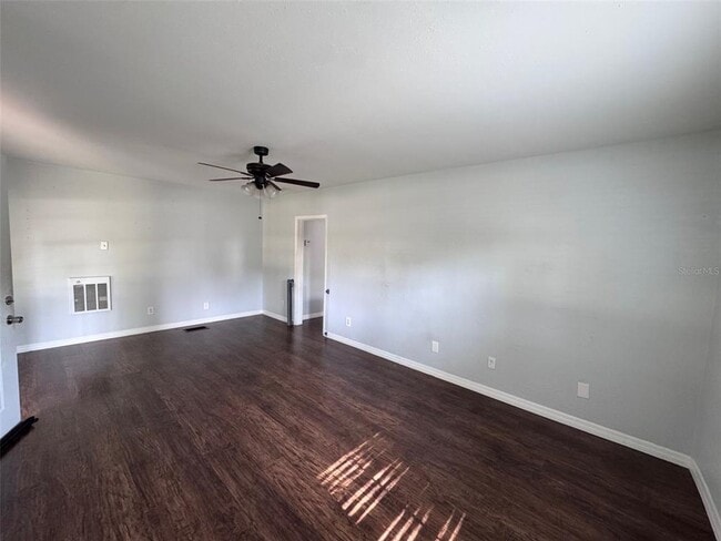 Photo - 2229 E Welch Rd