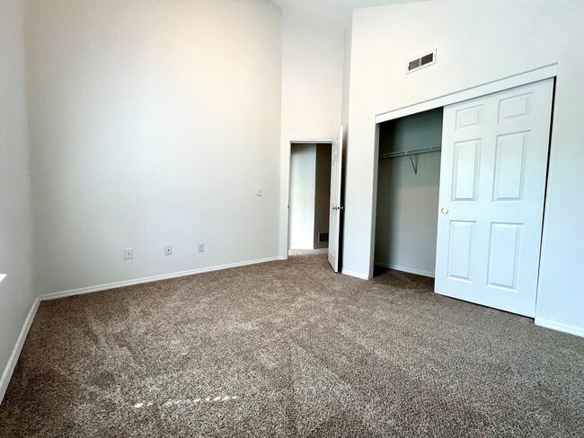 Photo - Spacious, Updated Townhome in Prime Beaverton Location!