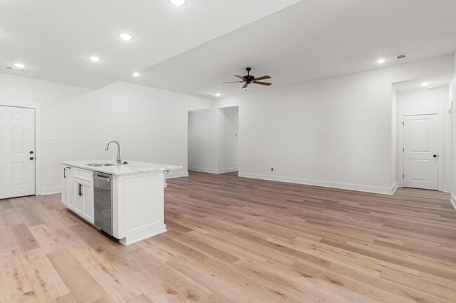 Photo - 4216 Lynx Ln