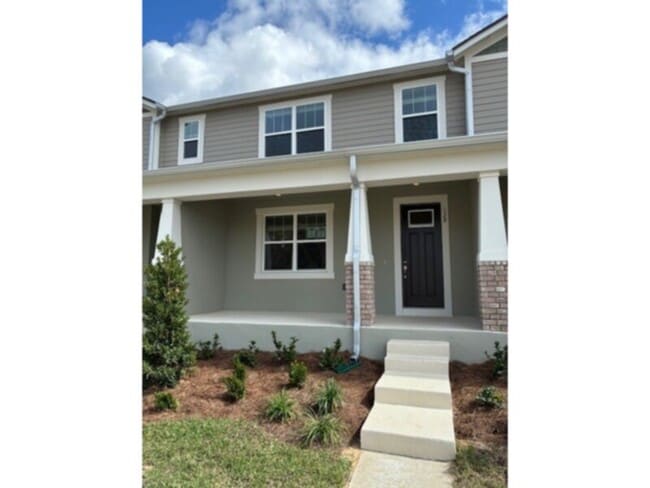 Building Photo - BRAND NEW 3 bedroom 2.5 bath with 2 car ga...