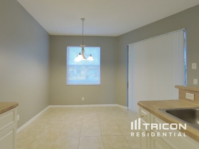 Photo - 4098 Twinbush Terrace