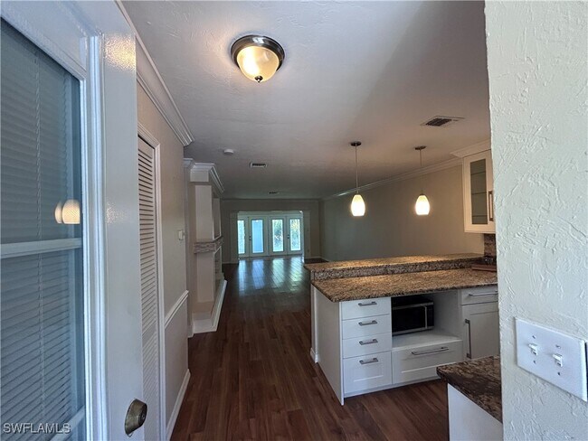 Photo - 730 111th Ave N