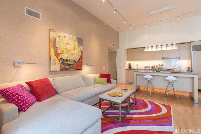 Photo - 301 Mission St