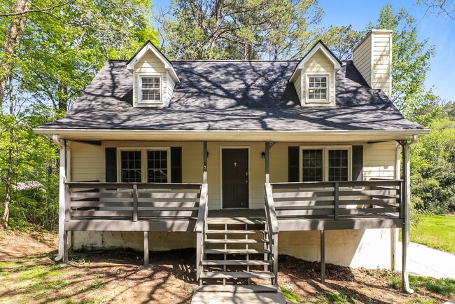 Building Photo - 3138 Calumet Cir NW