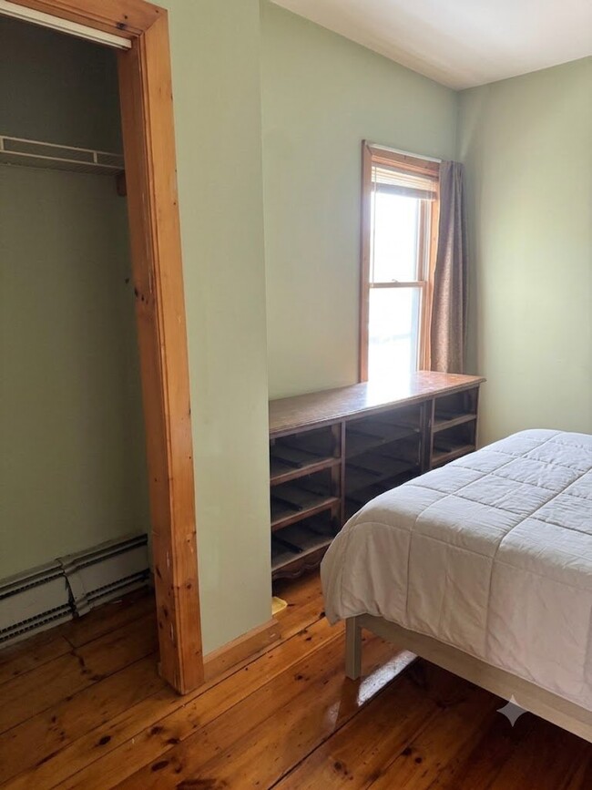 Photo - 146 Chandler St Unit 3