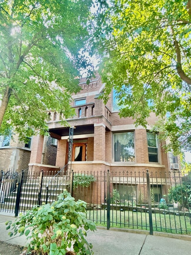 Front of the house - 3741 W Wrightwood Ave Apartments