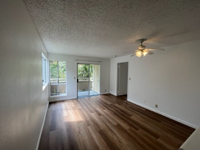 Photo - Newly Renovated 3 bedroom/2 bath with 2 parking located at the Ridge at Launani Valley