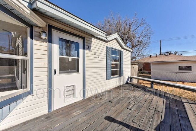 Photo - 7105 NW 43rd St