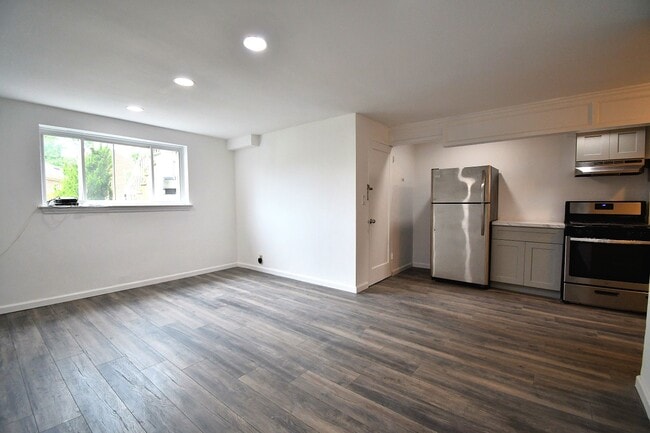 Photo - 9 Old Jerome Ave