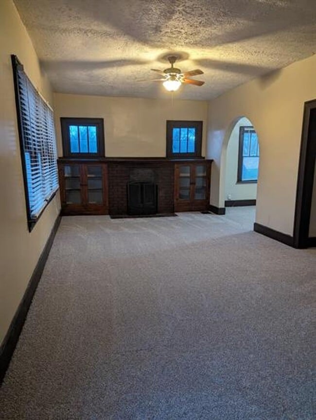 Photo - 3907 Northwestern Pkwy Unit 3907 Northwestern Pkwy #2