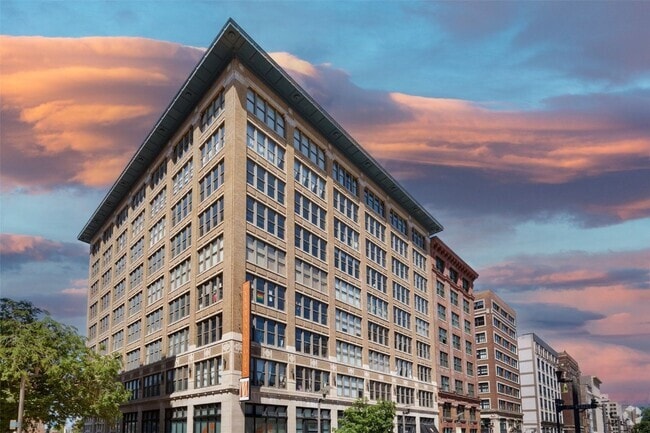 Building Photo - 1635 Washington Ave Unit 410 Rental