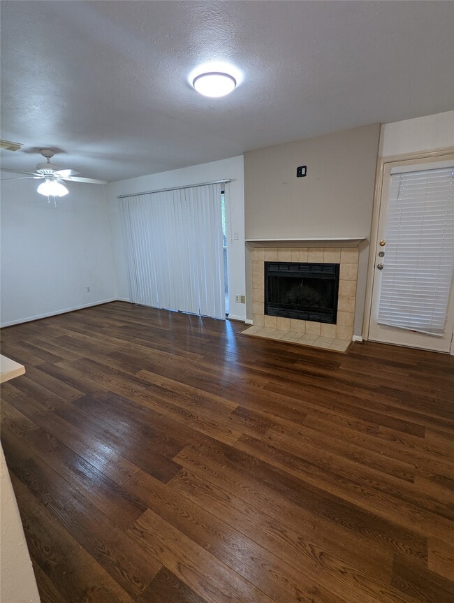 Photo - 3500 Tangle Brush Dr Unit 117