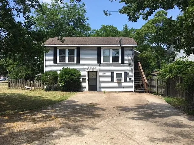 Building Photo - 1523 S Robertson Ave