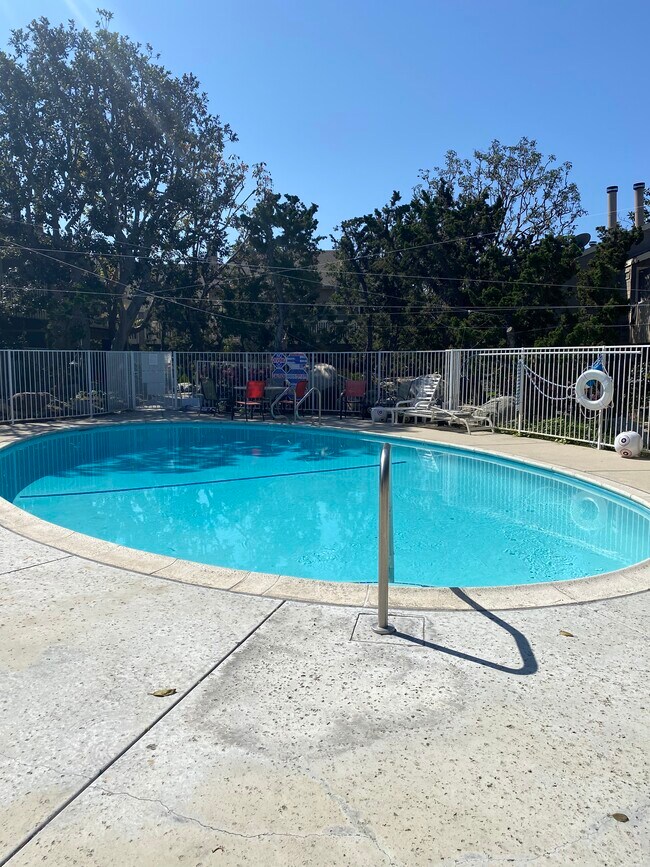 Photo - 12562 Dale St Unidad 55