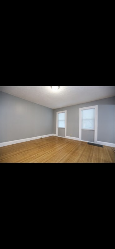 Photo - 408 Broadway Unidad down