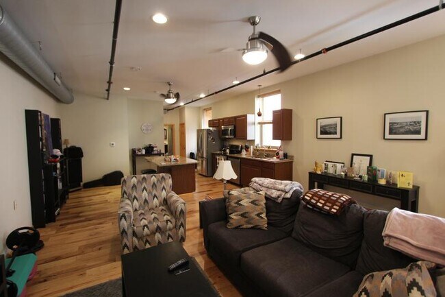 Photo - 709 Penn Ave Unit StarLoft