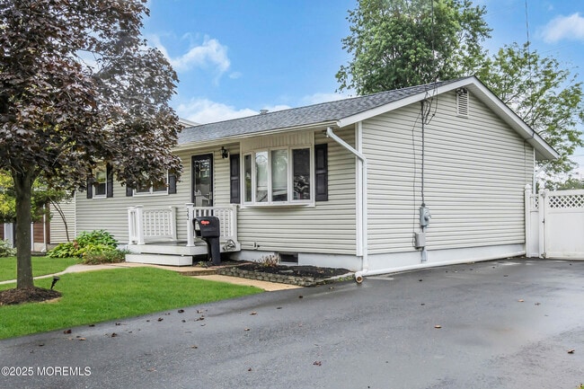 Photo - 22 Bryant Dr