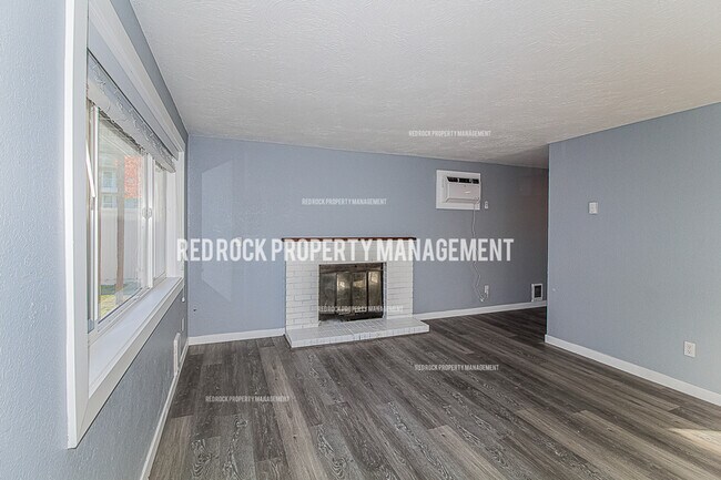 Photo - 12718 E Main Ave