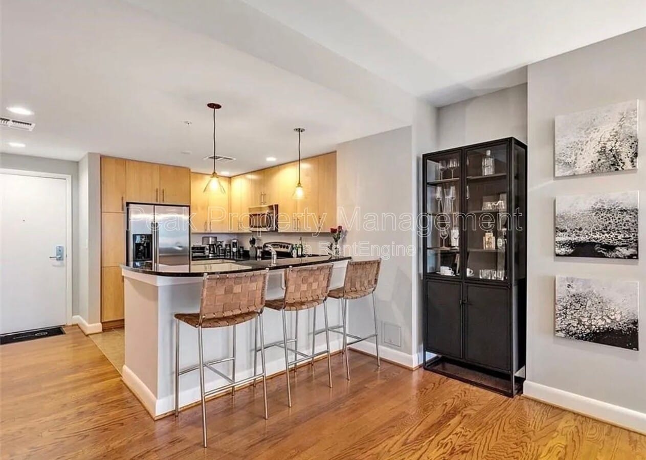 Photo - 210 Rocketts Way Unit 202