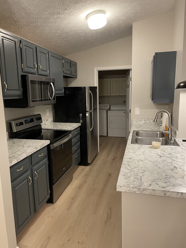Photo - 400 Lakeview Dr Unidad 309